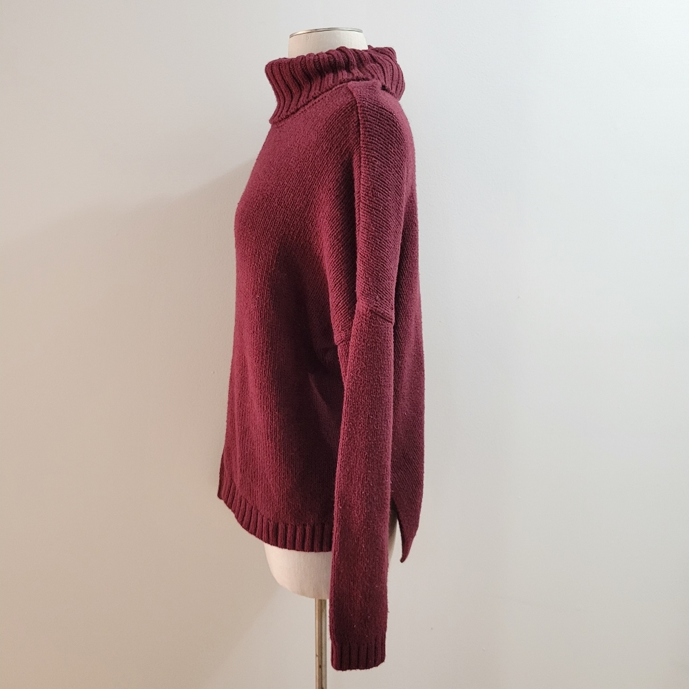 Old Navy Maroon Turtleneck High Low Knit Sweater Large - Picture 3 of 6